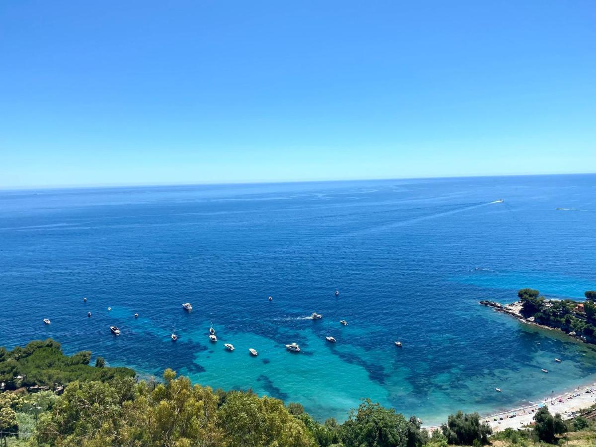 Kiss Of Sea - Balzi Rossi & Baia Beniamin Lejlighed Ventimiglia Eksteriør billede